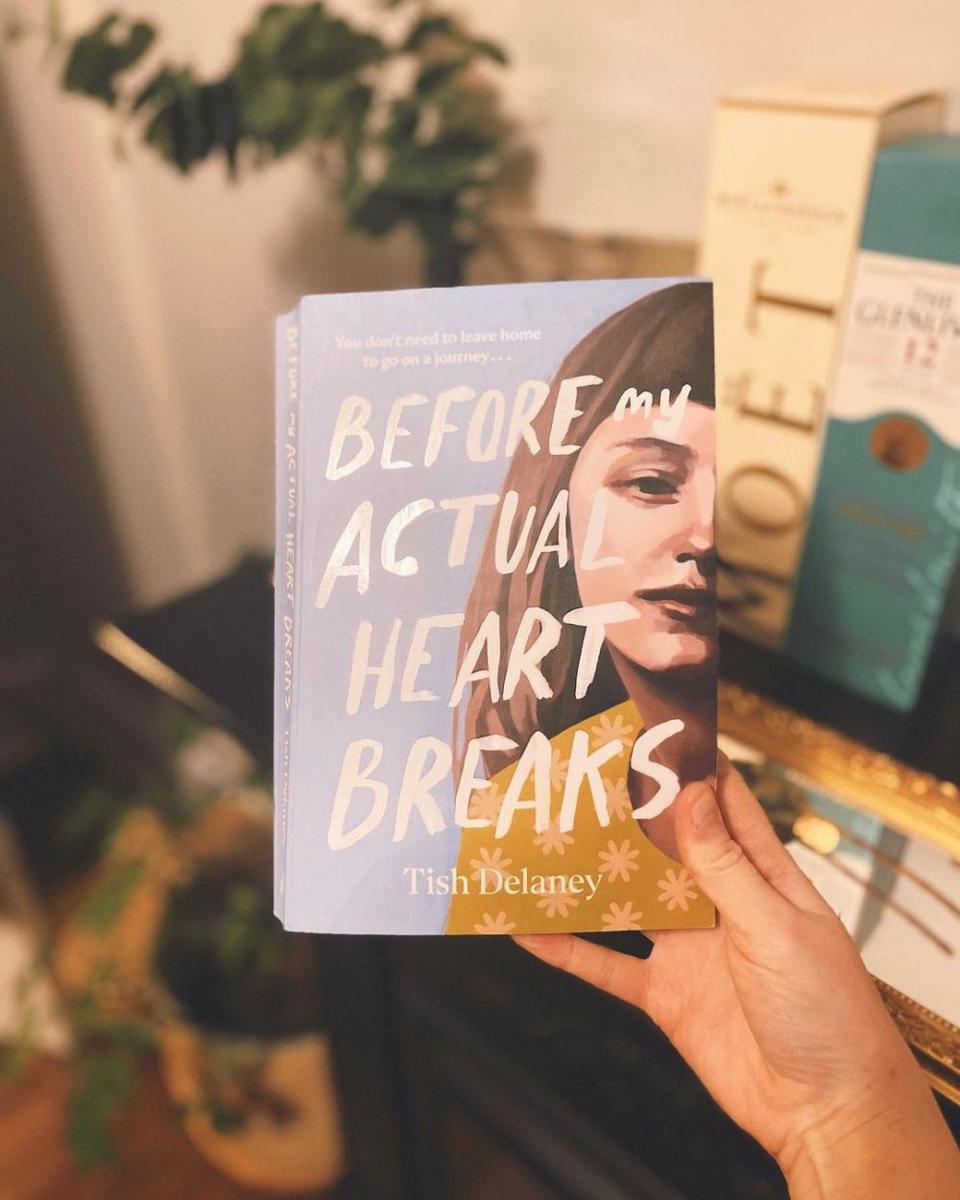 Before My Actual Heart Breaks karya Tish Delaney (instagram.com/sarareviewsbooks)