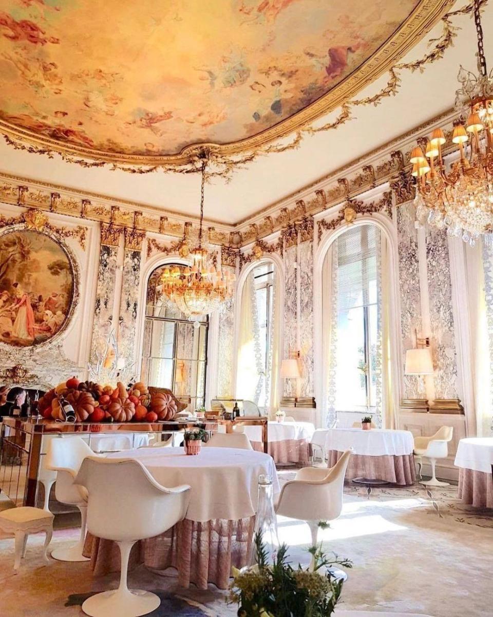 Le Meurice (instagram.com/lemeuriceparis)