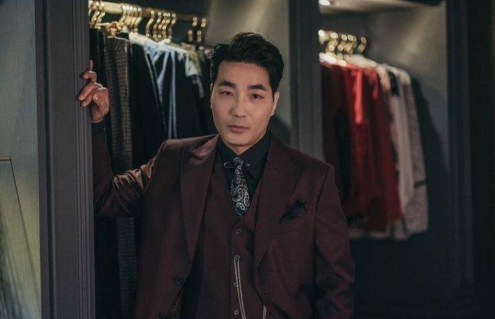 Ha Do Kwon (instagram.com/hadokwon2018)