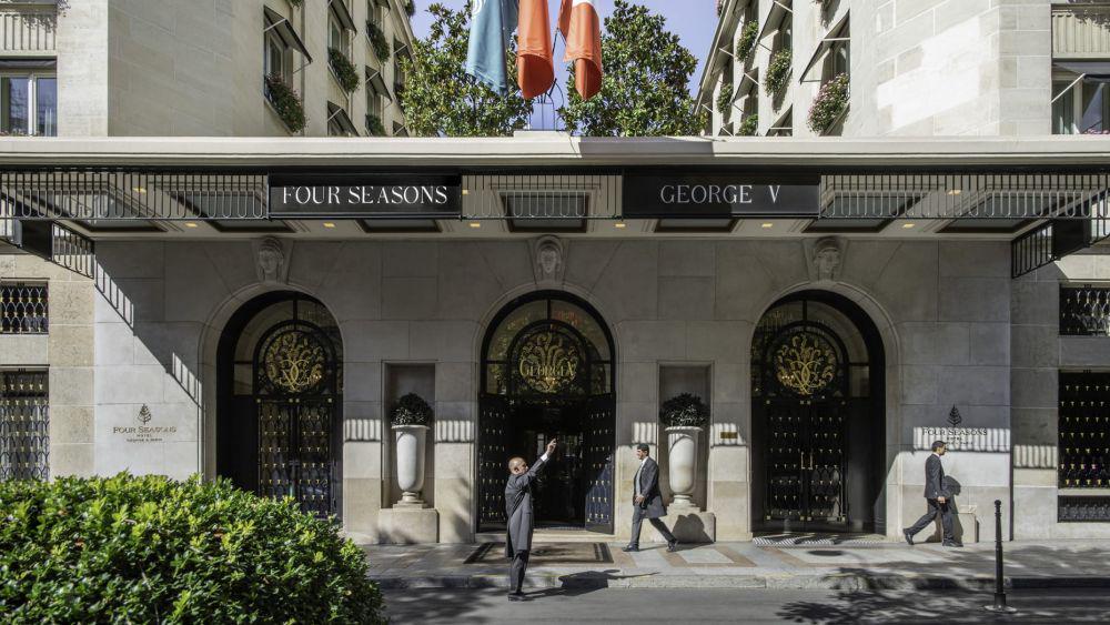 Four Seasons Hotel George V (fourseasons.com)