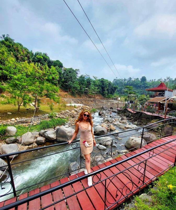 Tempat Makan di Bogor dengan Pemandangan Alam (instagram.com/ririenkurniandri)