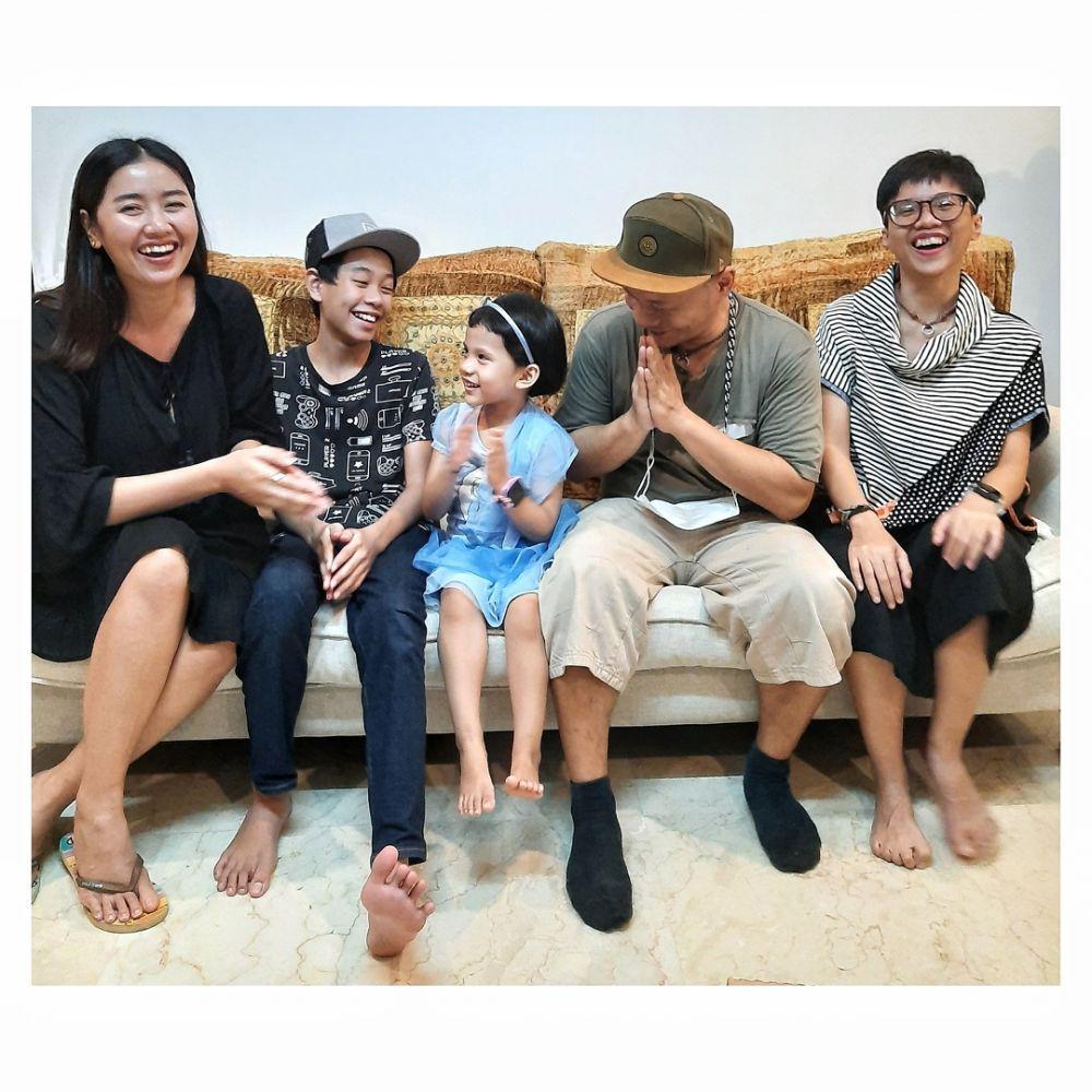potret Selfi Nafilah dan Iwa K (instagram.com/iwaktherockfish)