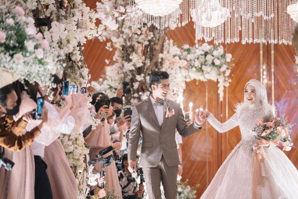 Ria Ricis dan Teuku Ryan (@clinovic_photography via Instagram.com/riaricis1795)