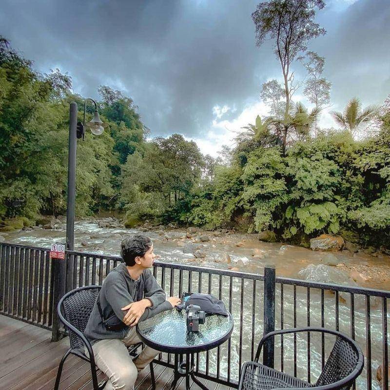 Tempat Makan di Bogor dengan Pemandangan Alam (instagram.com/kopitubing)