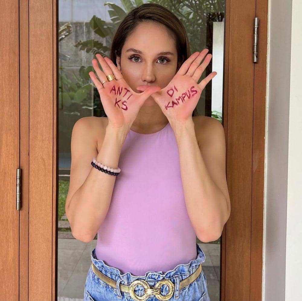 Cinta Laura (instagram.com/claurakiehl)