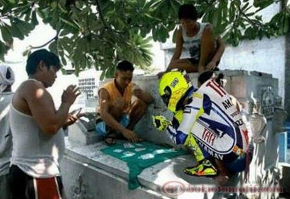 foto editan Valentino Rossi (instagram.com/bolaotomotif)
