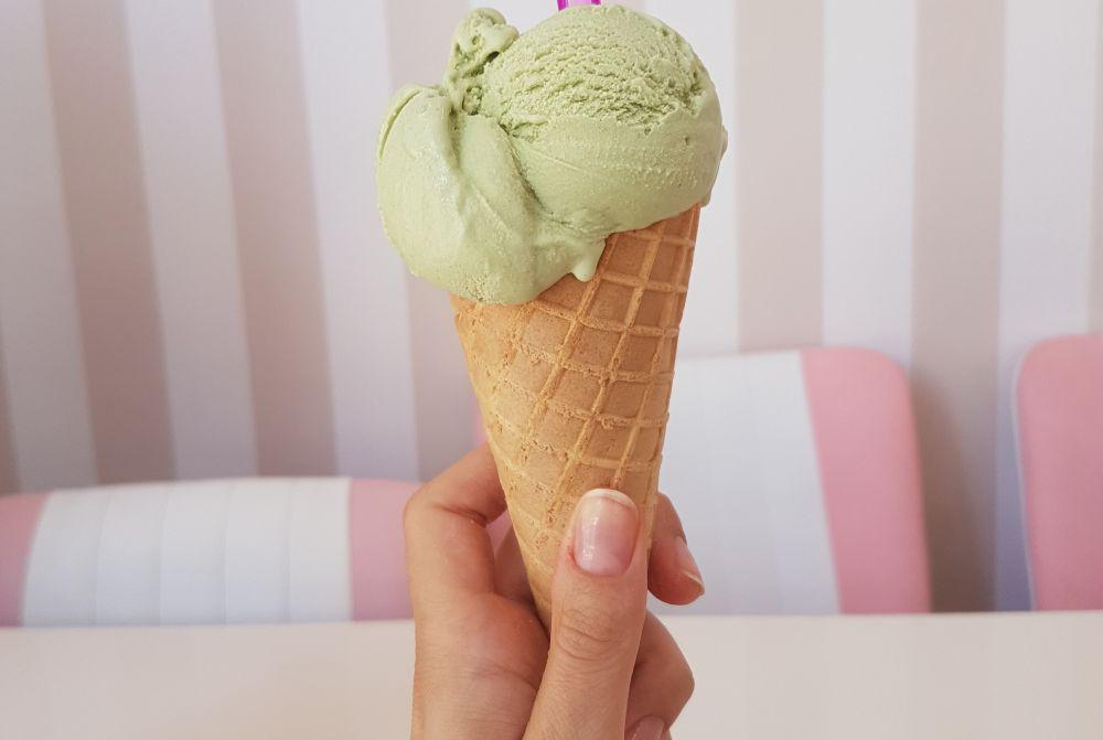 ilustrasi cookie butter cones (unsplash.com/Anna Ribes)