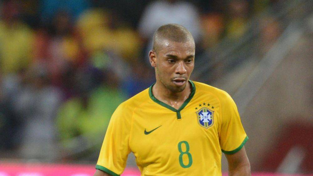 potret Fernandinho bersama Brasil (skysports.com)