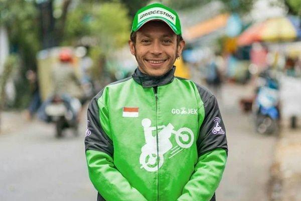 foto editan Valentino Rossi (instagram.com/dhanzart)