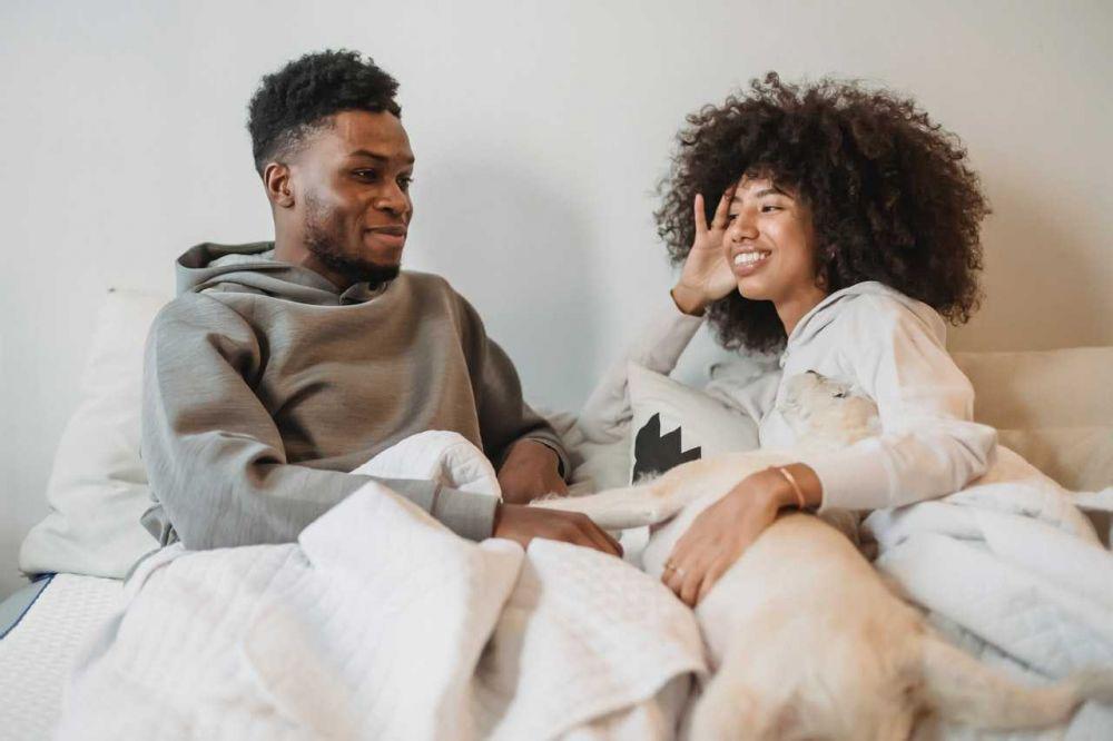 5 Sebab Pacar Bisa Begitu Setia dengan Kamu, Pertahankan!