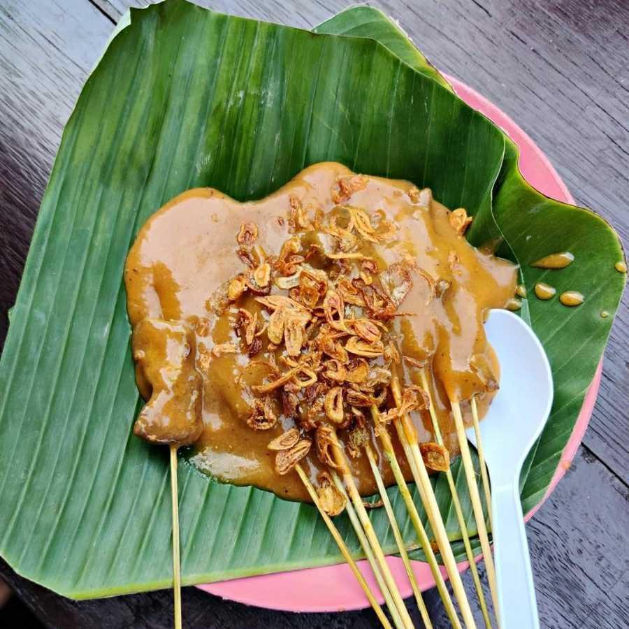 Sate padang (instagram.com/santi_chen97)