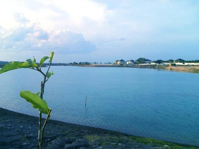 Ilustrasi Danau Teluk Seruo - Twitter.com/Kota_Indralaya