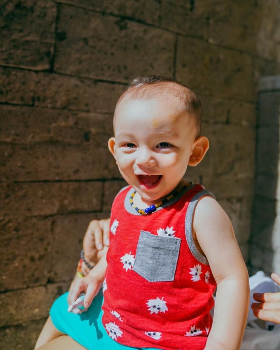 Callum Matthew Christian (instagram.com/dahliachr)