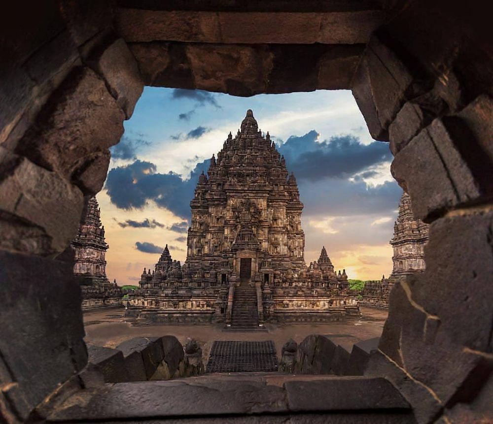 candi prambanan (instagram.com/jogja.istimewa)