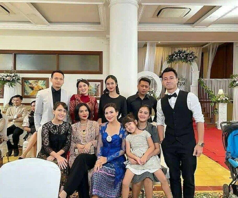 Shandy Aulia (instagram.com/sucidalamcinta.ofc)