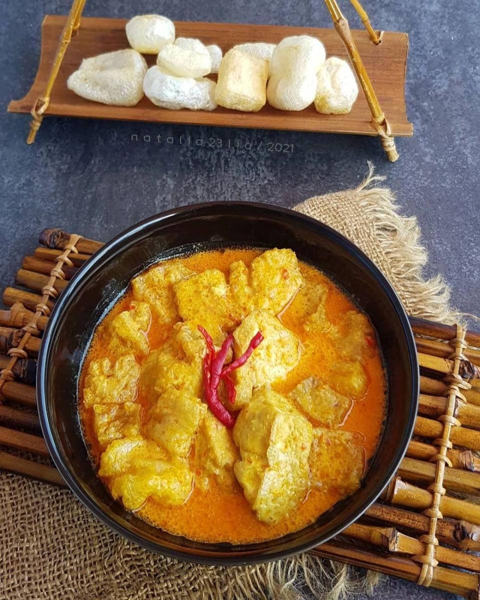 ilustrasi gulai tahu (instagram.com/natalia23lia)