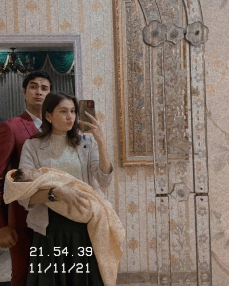 potret Zoe Abbas Jackson bersama Cinta Brian dan anaknya di sinetron (instagram.com/fitria_salwa.a)