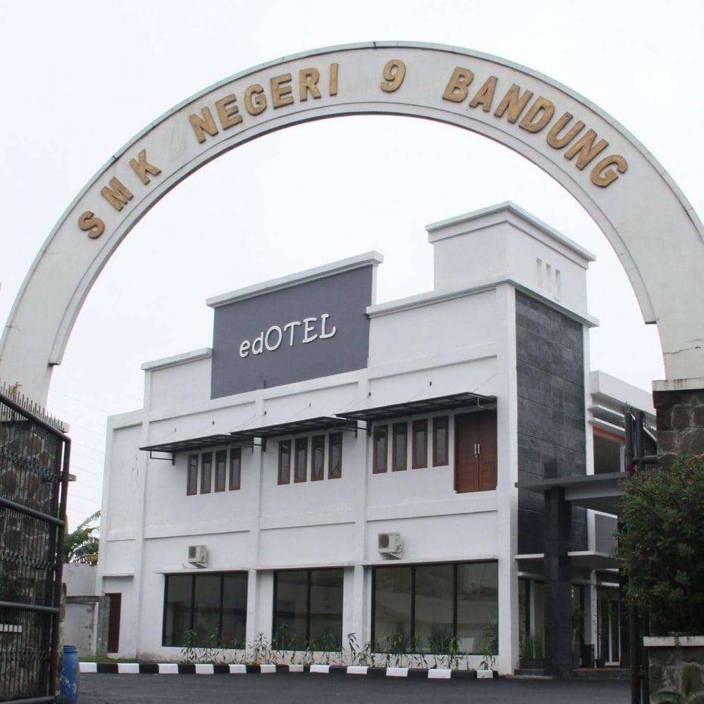 SMKN 9 Gelar Study Tour di Tengah COVID? Satgas Bandung: Jangan Dulu!