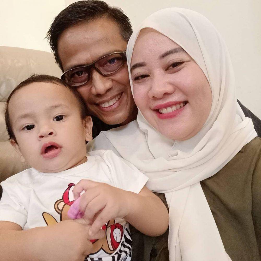 potret Gala bersama nenek dan kakeknya (instagram.com/puput_soedrajat)