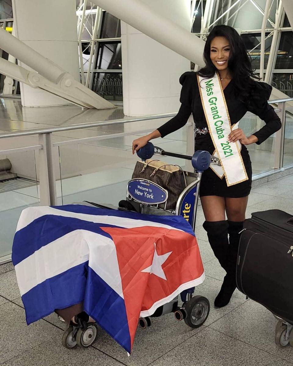 Potret Keberangkatan Kontestan Miss Grand International 2021 ke Phuket, Thailand (Instagram.com/geyselvaillant)