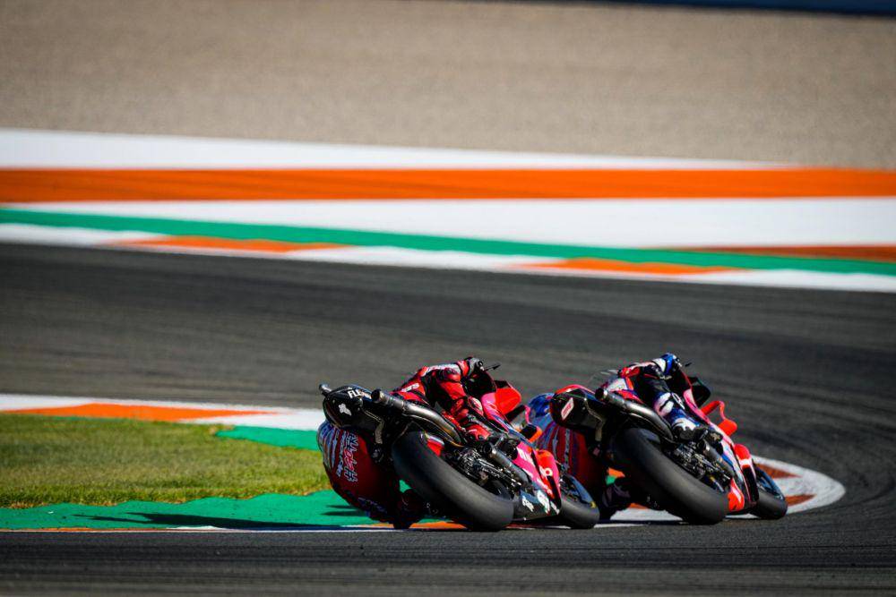 dua pembalap Ducati pada GP Valencia (motogp.com)