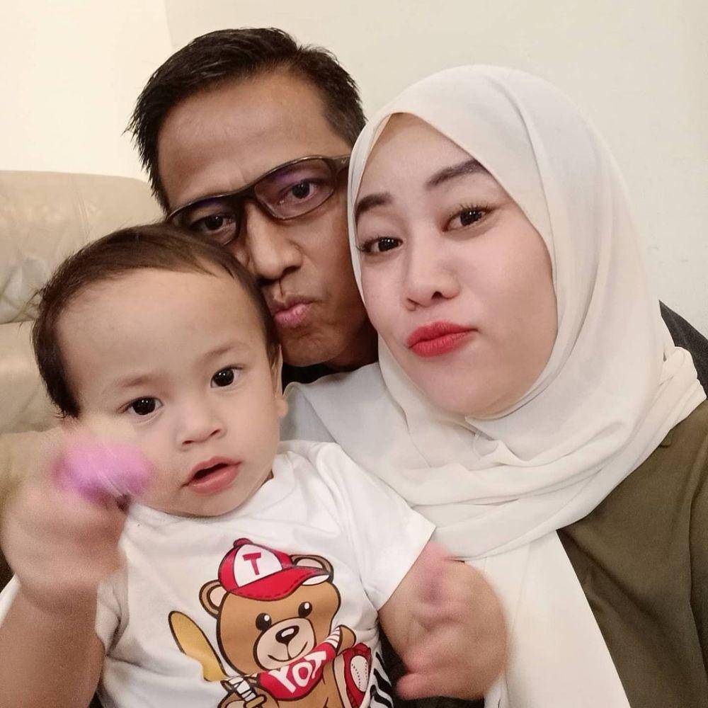 potret Gala bersama nenek dan kakeknya (instagram.com/puput_soedrajat)