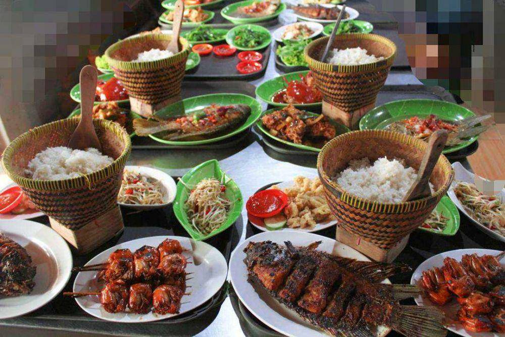 Gubug Mang Engking (instagram.com/mangengkingdepok)