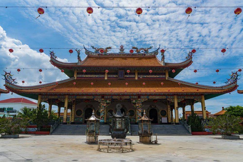 San Ching Tian Temple (instagram.com/idontlikeoysters)