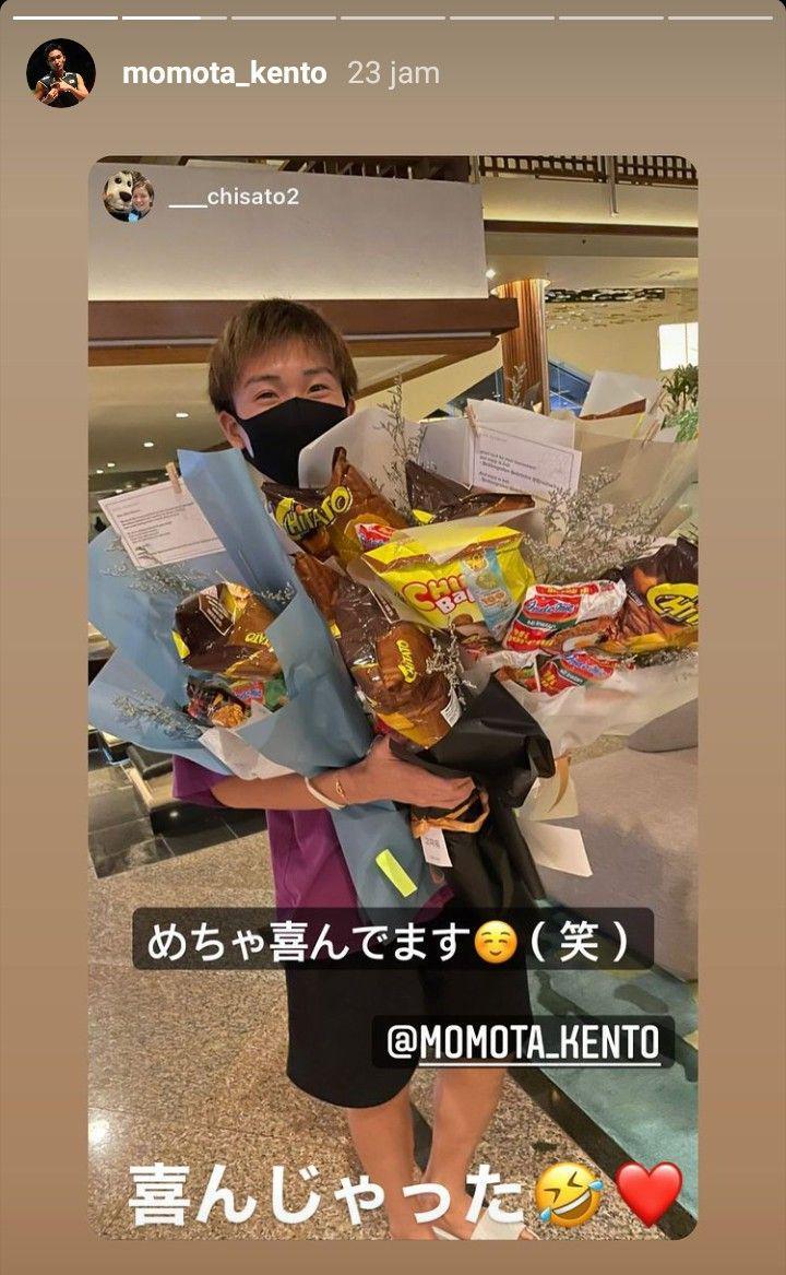 atlet bulu tangkis dunia kebanjiran hadiah dari BL (instagram.com/momota_kento)