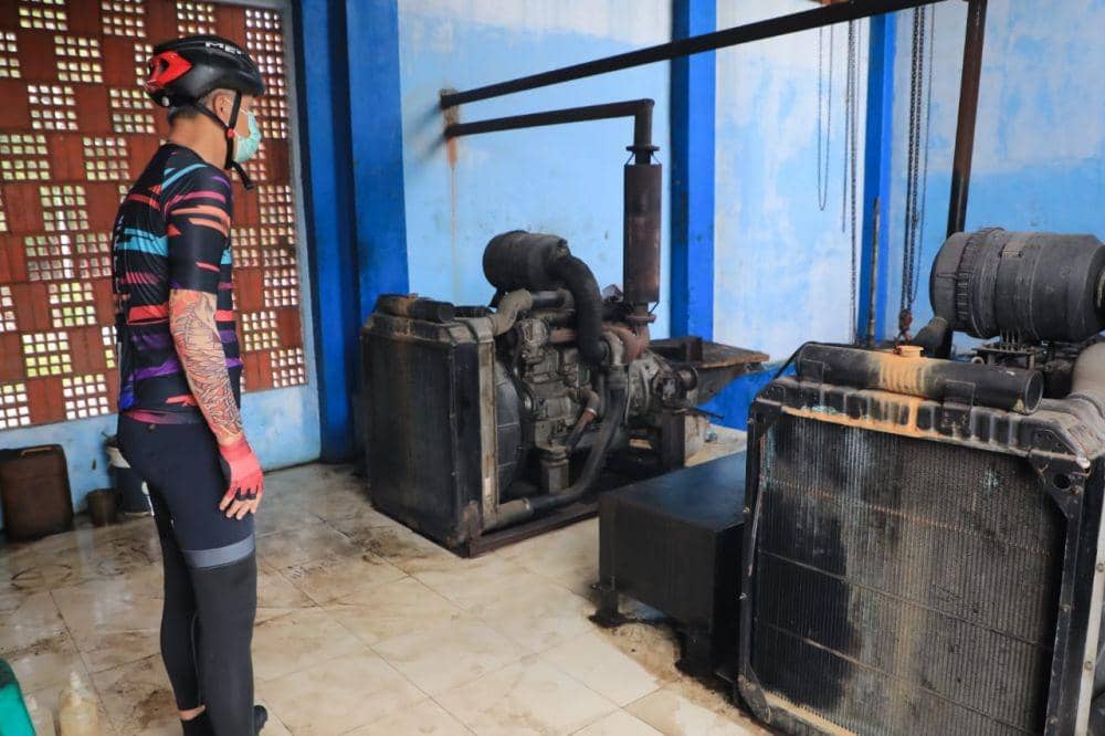 Ganjar cek langsung kesiapan mesin pompa air. (Dok Humas Pemprov Jateng)