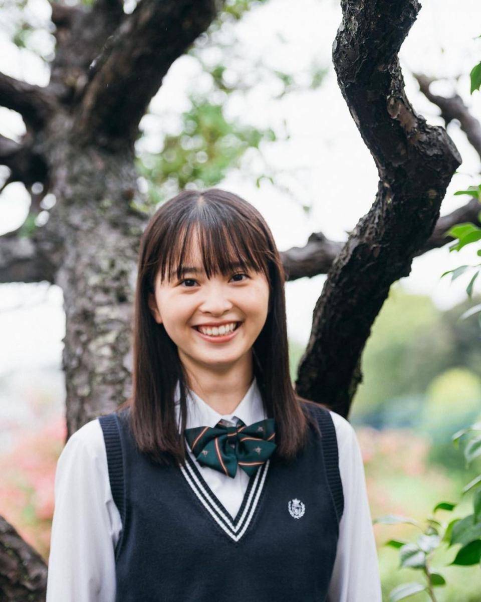 Iinuma Ai (instagram.com/hatsukoi_f_tbs)