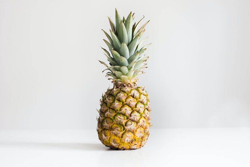 potret buah nanas (unsplash.com/Julien Pianetti)