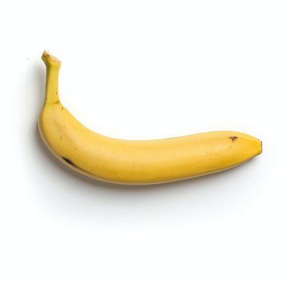 potret buah pisang (unsplash.com/Mockup Graphics)