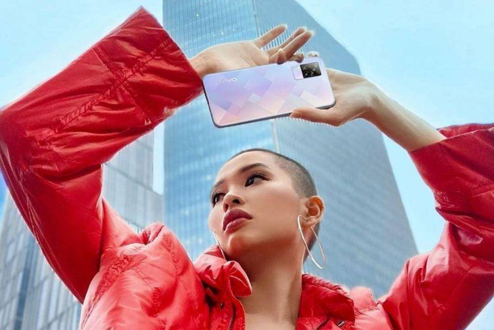 vivo V21 (instagram.com/vivo_indonesia)