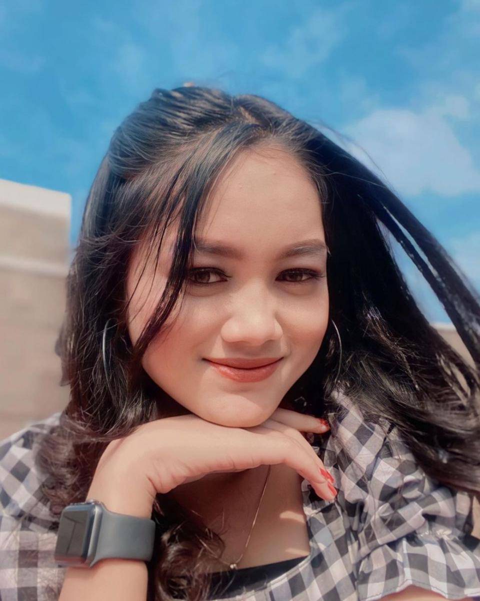 potret Safira Inema (instagram.com/safirainema_)