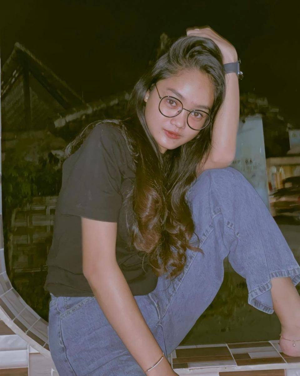 potret Safira Inema (instagram.com/safirainema_)