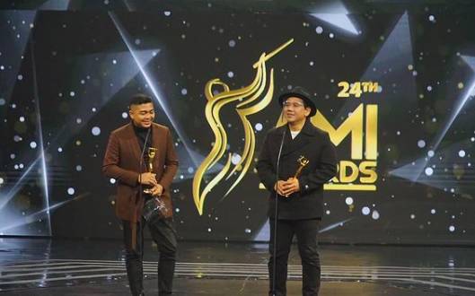 Ade Govinda dalam AMI AWARDS 2021 (dok. RCTI)