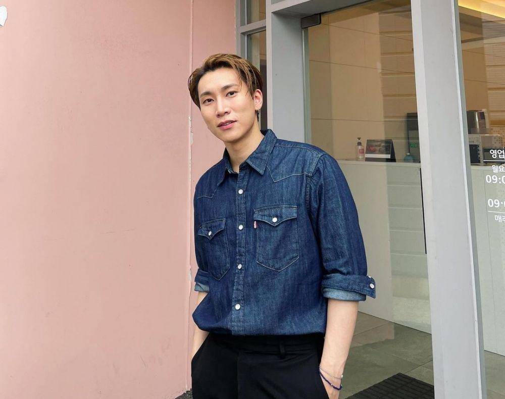 Eunkwang BtoB (instagram.com/btob_silver_light)