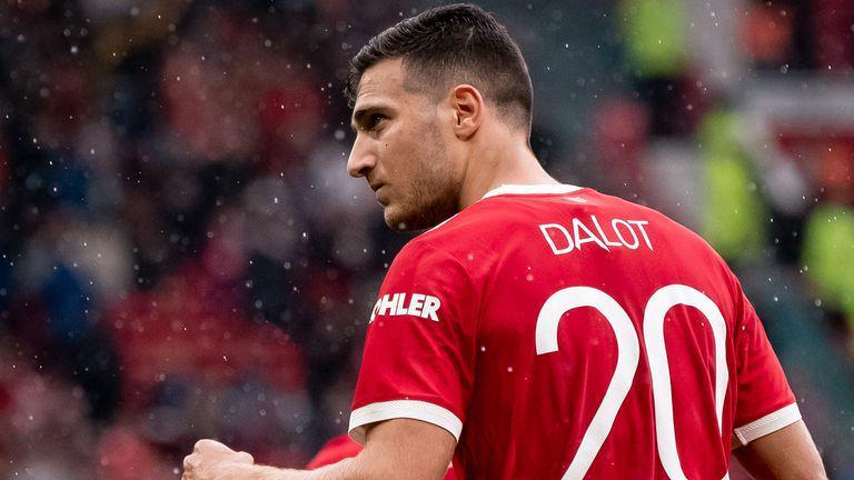 potret Diogo Dalot (skysports.com)