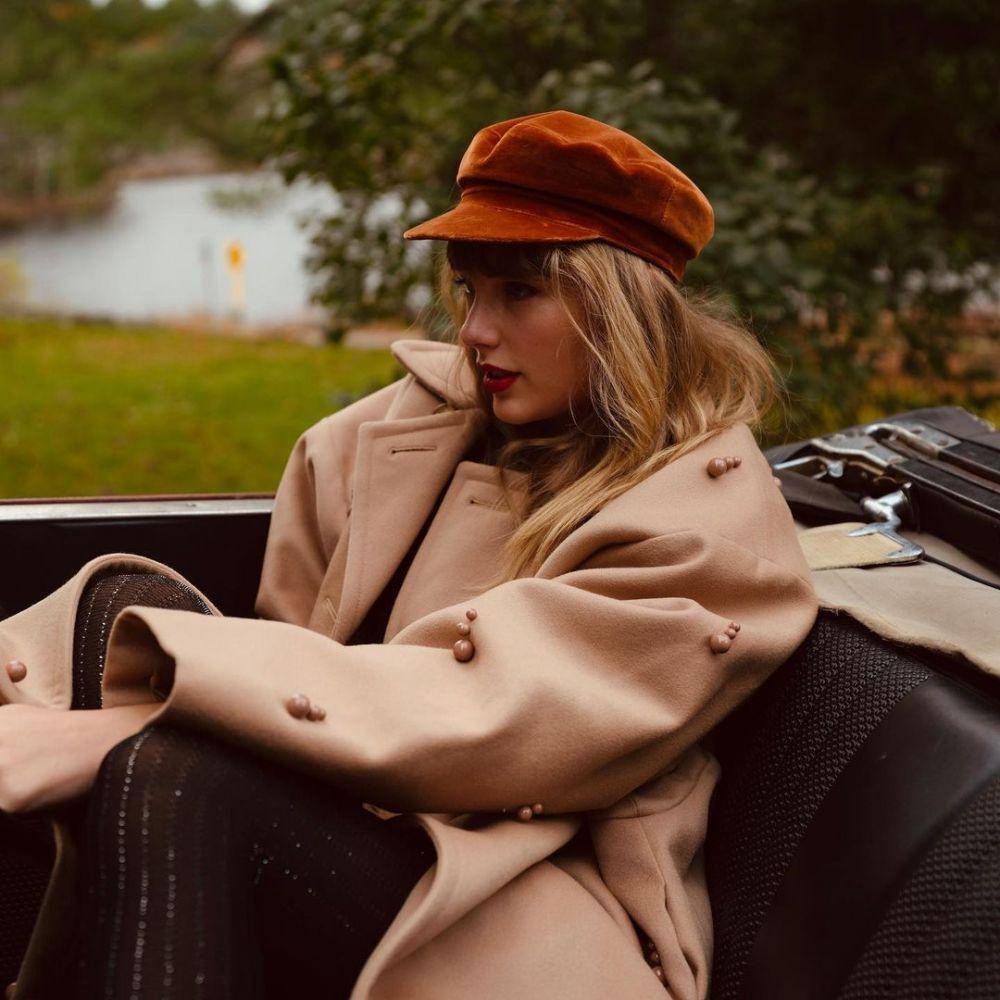 Taylor Swift (Instagram.com/taylorswift)