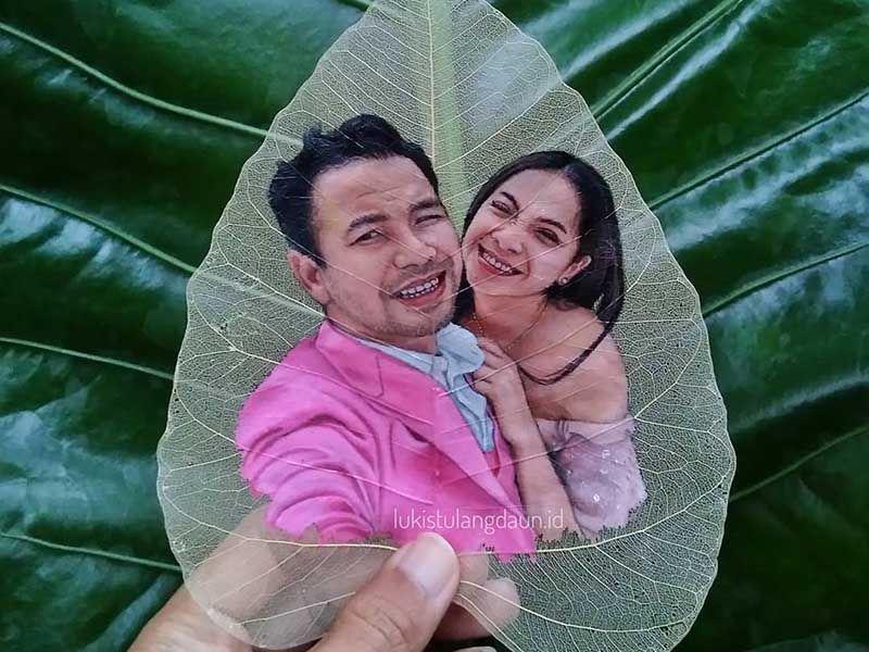2 Jempol, 10 Lukisan Figur Publik di Atas Tulang Daun Ini Bikin Kagum