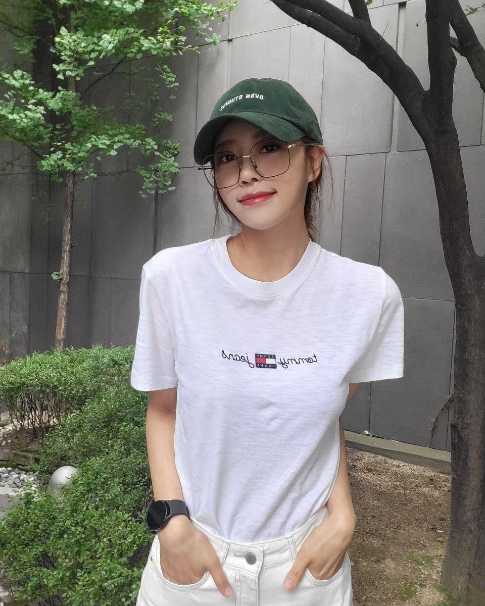 Lee Mijoo (instagram.com/queen.chu_s)