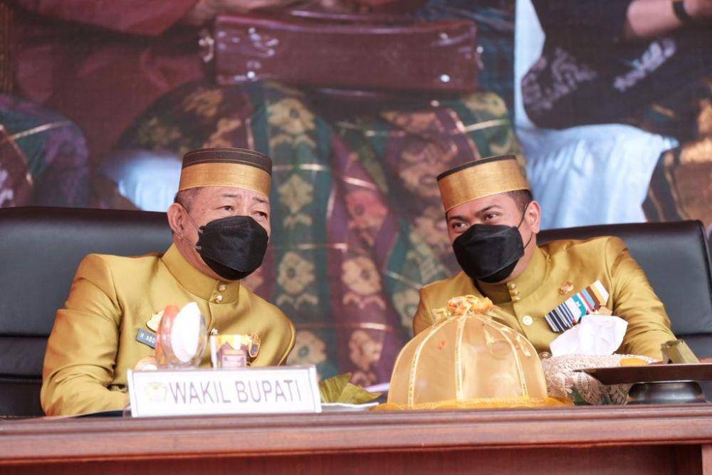 Bupati Gowa, Adnan Purichta Ichsan, dan Wakil Bupati Gowa, Abd Rauf Malaganni. (Dok. Humas Pemkab Gowa)