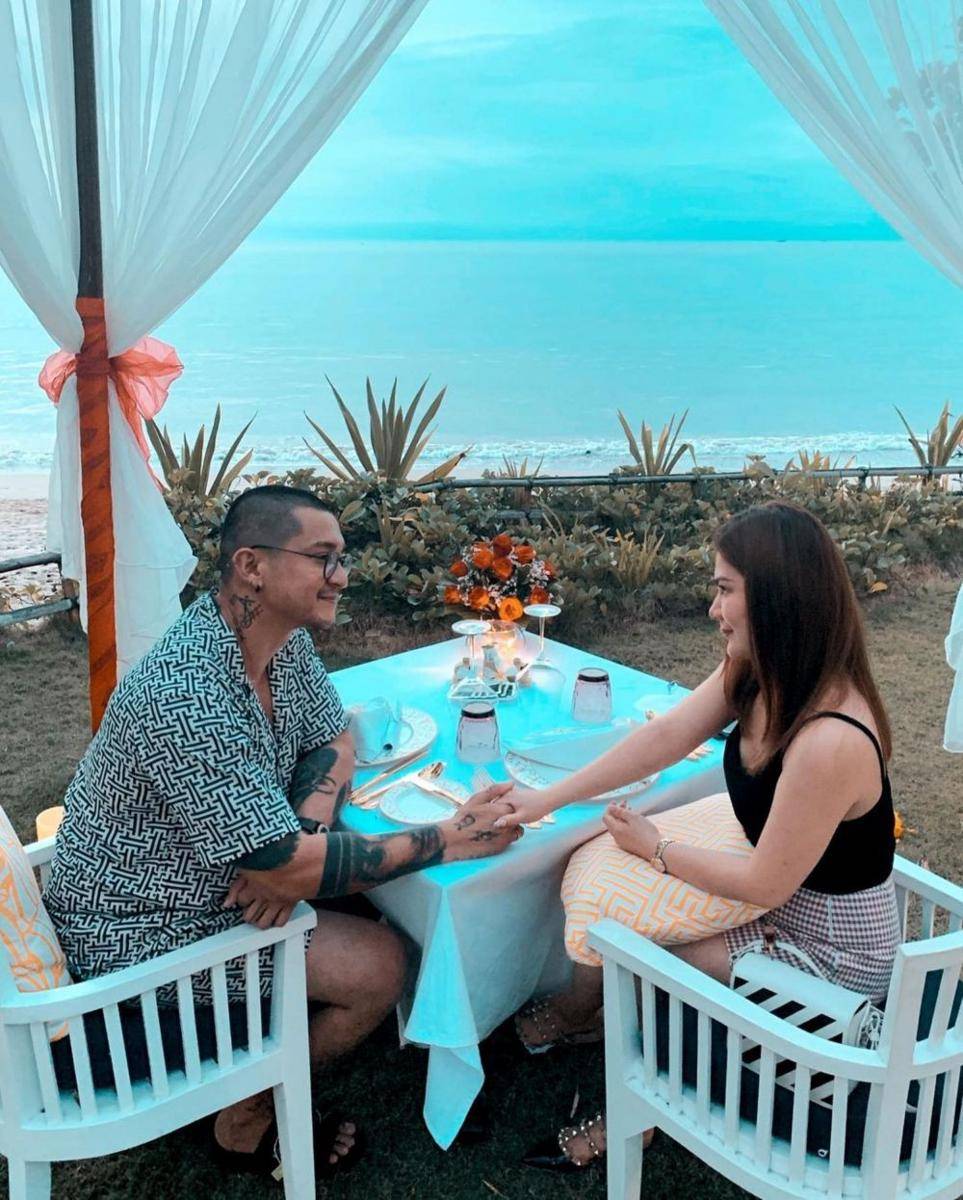 Miller Khan dan istri honeymoon (Instagram.com/miller_khan/)