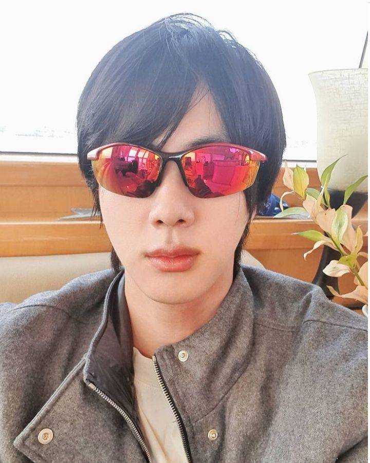 potret Jin BTS (instagram.com/jin_bighitentertainment)