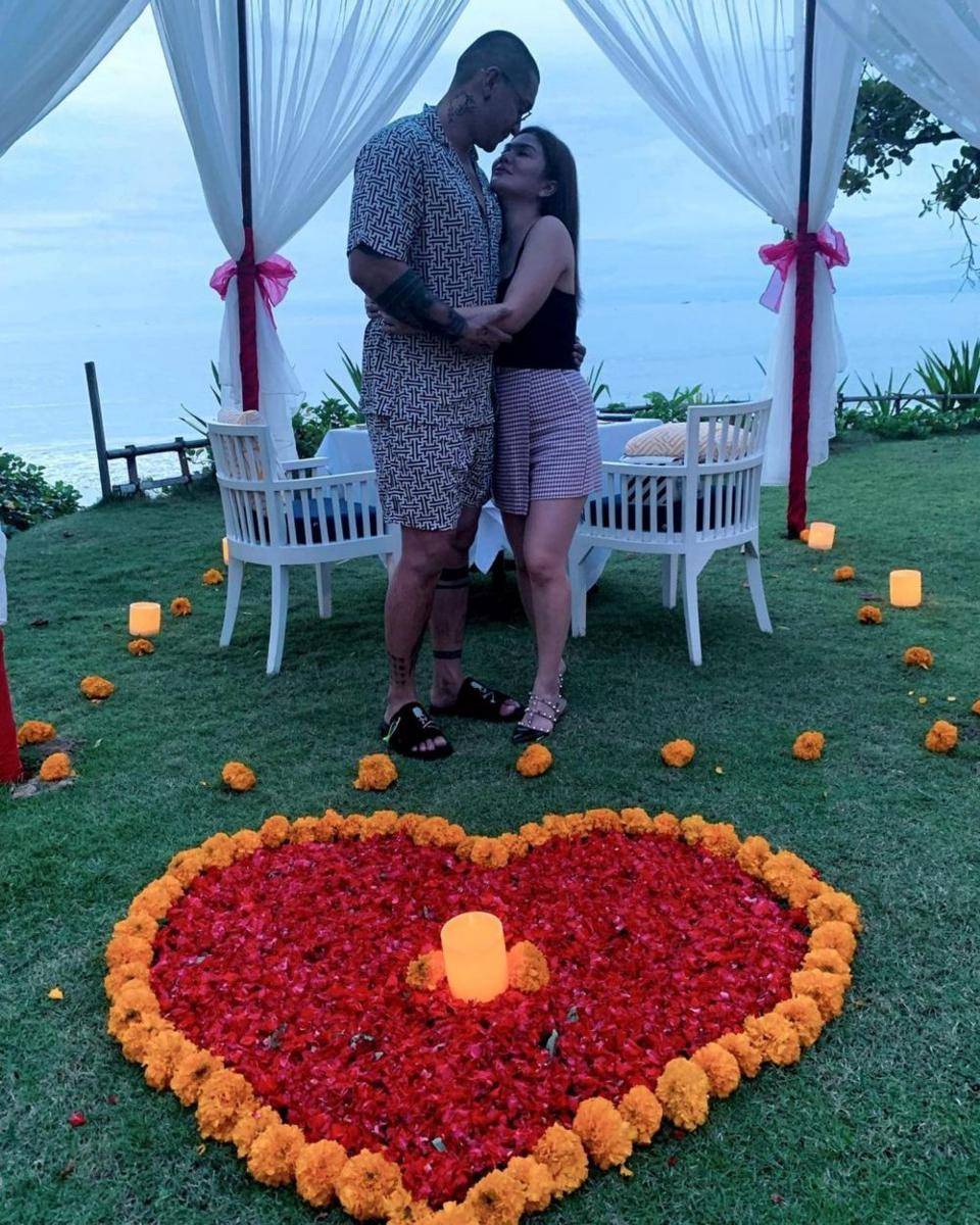 Miller Khan dan istri honeymoon (Instagram.com/miller_khan/)