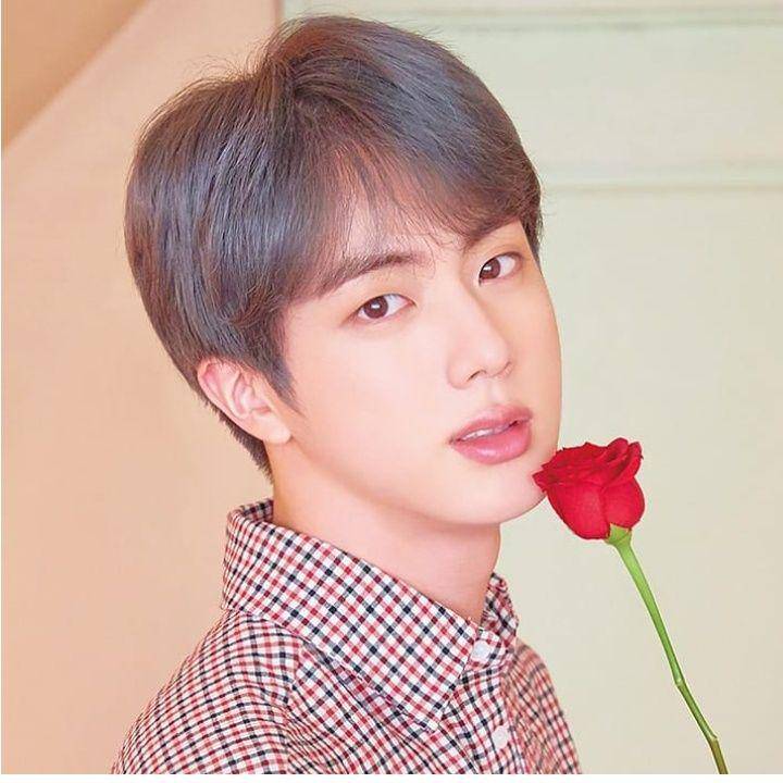 potret Jin BTS (instagram.com/jin_bighitentertainment)