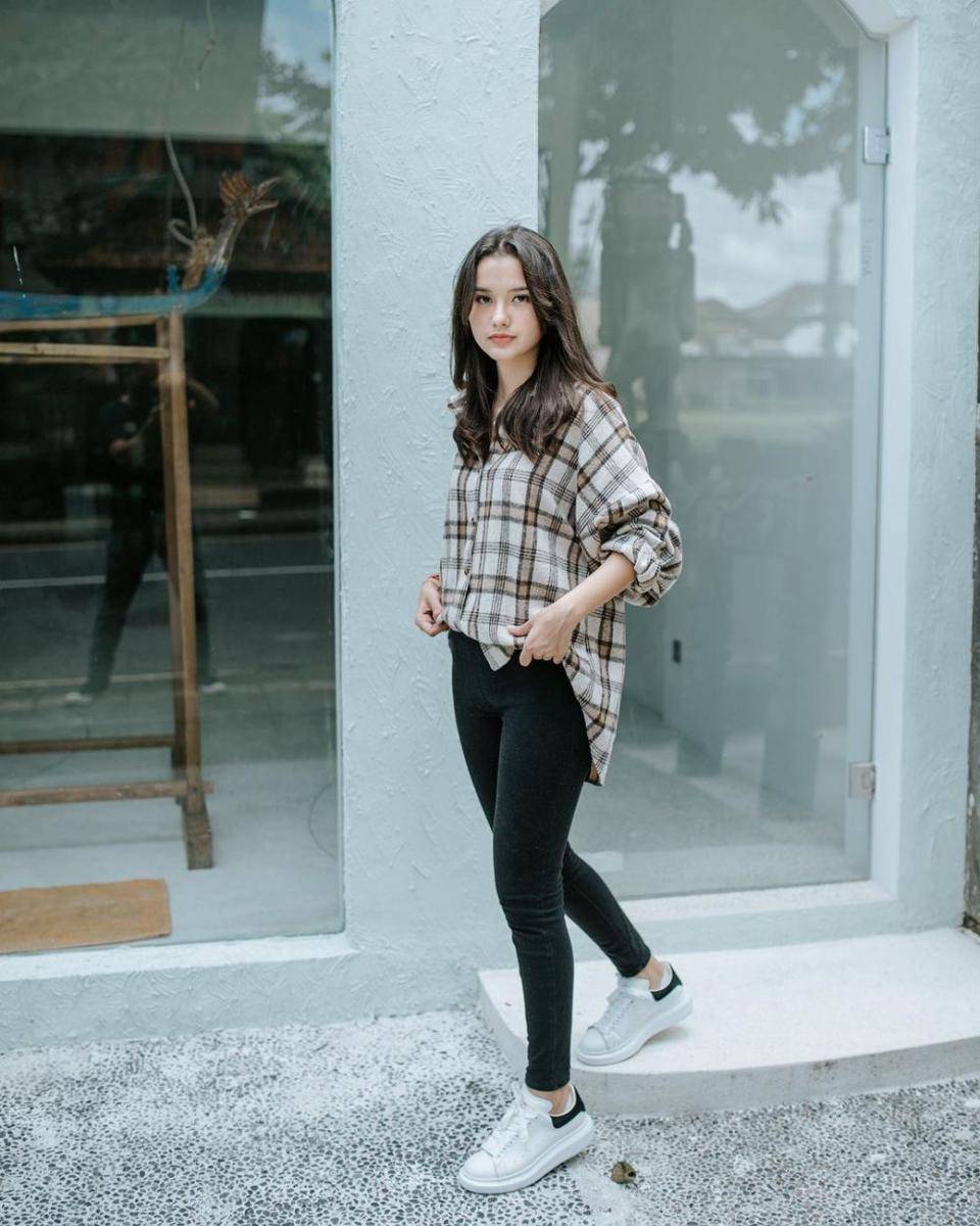 potret Sarah Menzel (instagram.com/ssarah_menzel)