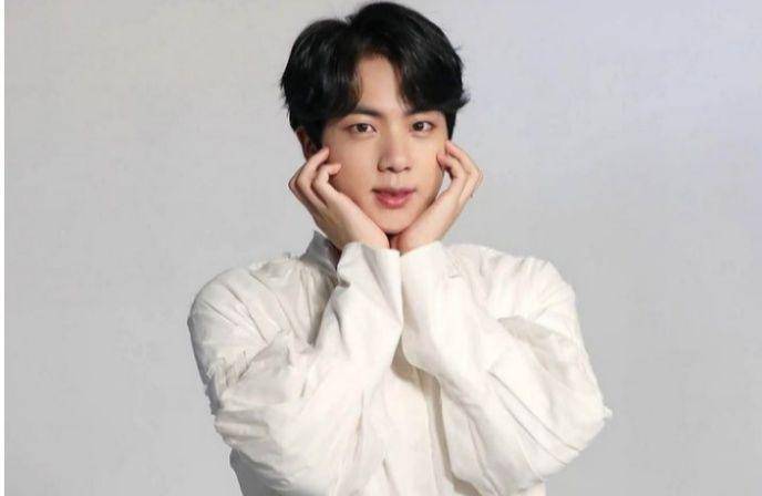 potret Jin BTS (instagram.com/jin_bighitentertainment)