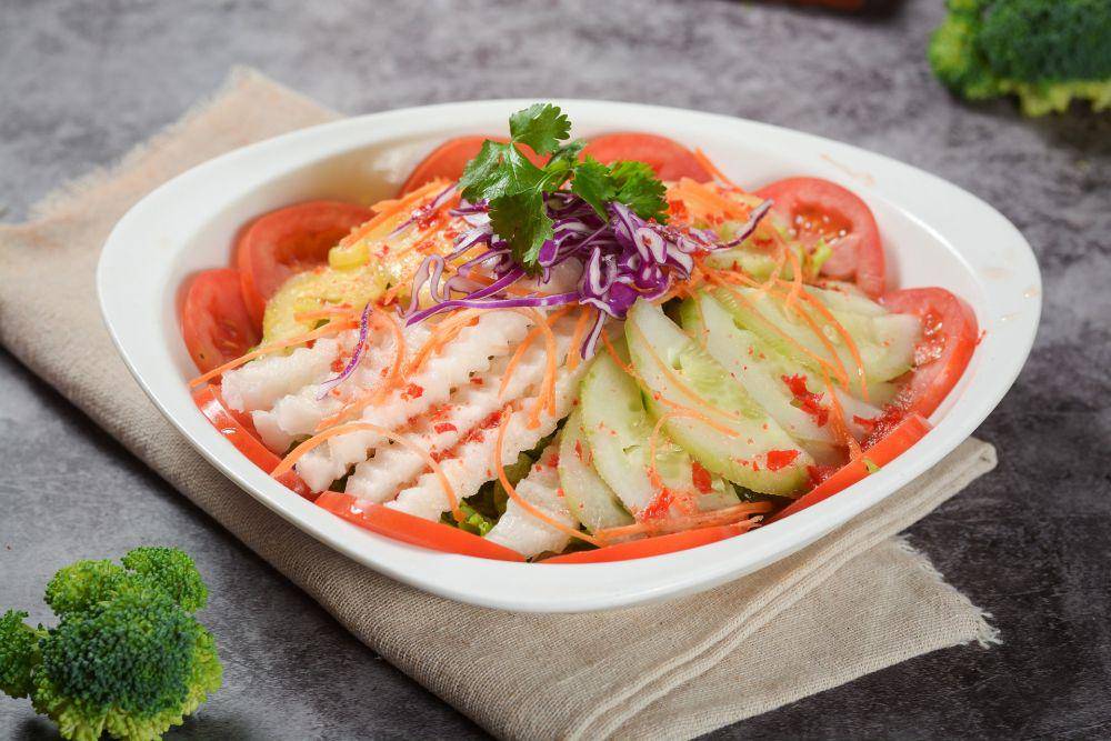 ilustrasi ragam masakan dari timun (pixabay.com/phuong hoang thuy)